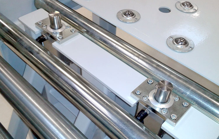 Rollenförderer senkrecht Stopper